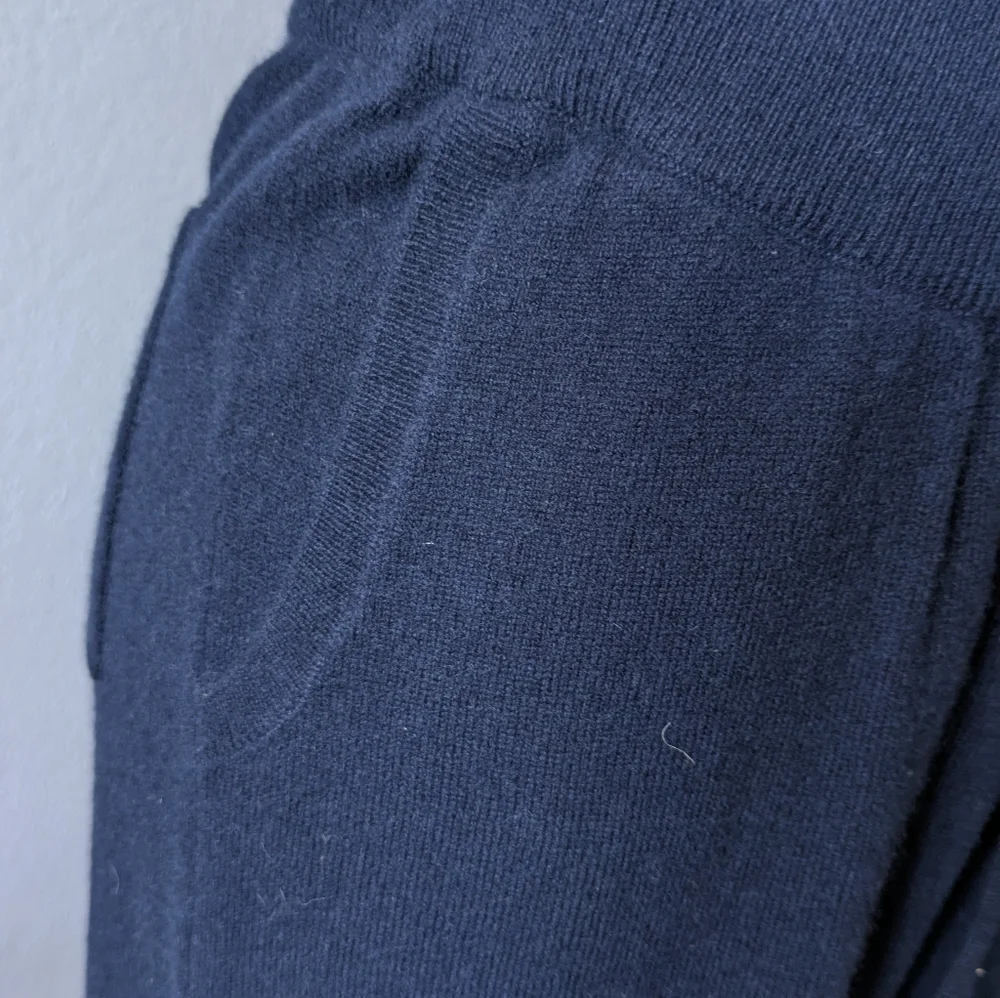 New Quince Women’s True Navy Mongolian Cashmere Straight Leg Pants Medium - Picture 2 of 7